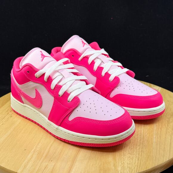 Nike Air Jordan 1 Low Valentines Day Pink White 553560-661 Sz 7Y/ 8.5W Shoes New - Picture 5 of 10